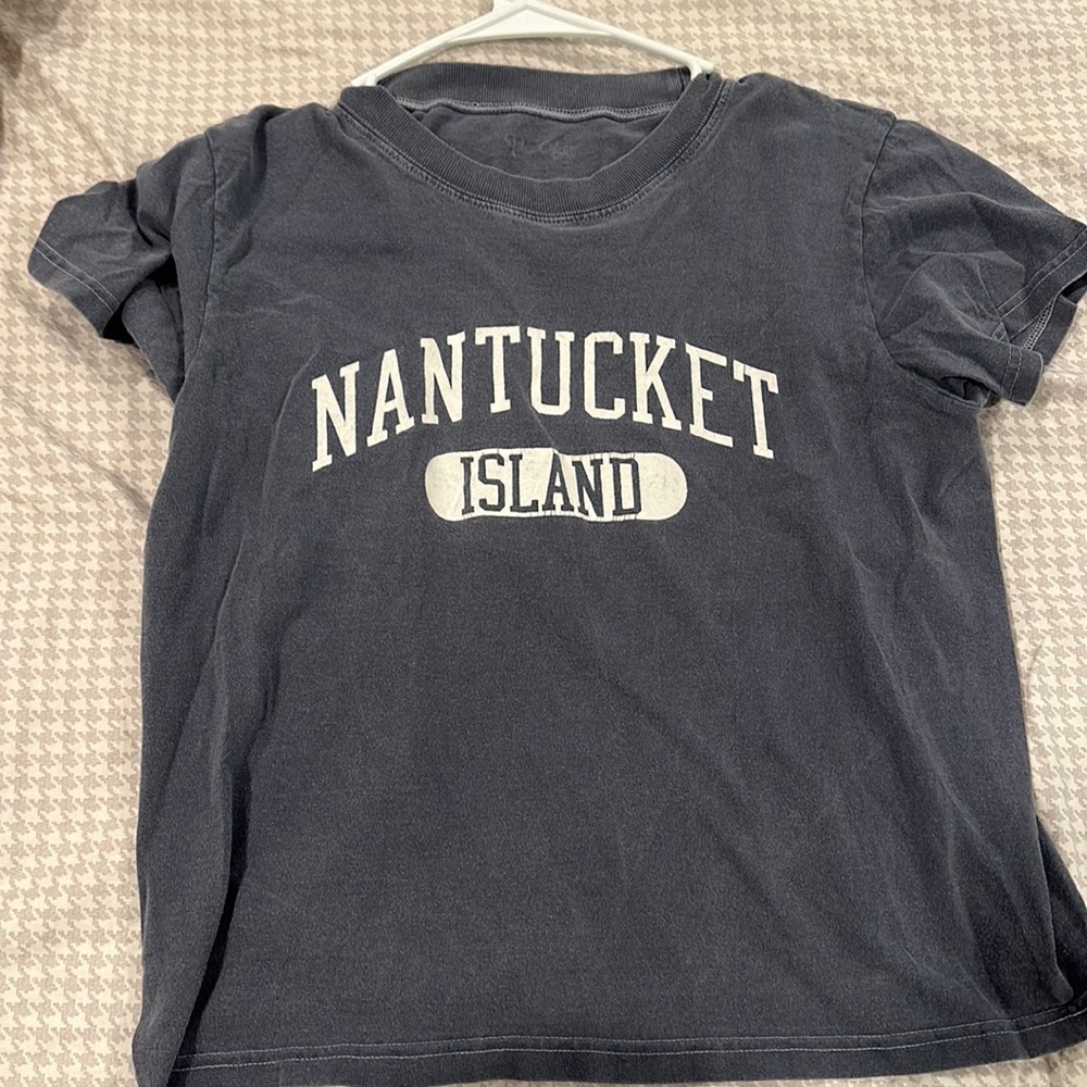 Brandy Melville Baby Tee